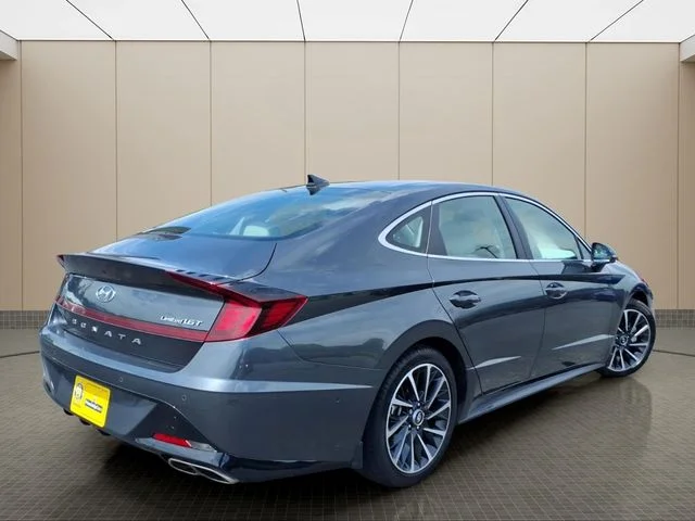 Used 2022 Gray Hyundai Limited image 6
