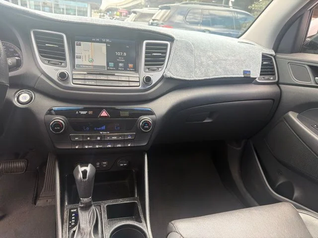Used 2017 Silver Hyundai Limited image 14