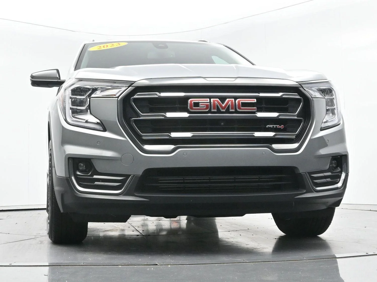 Used 2023 Sterling Metallic GMC AT4 image 51