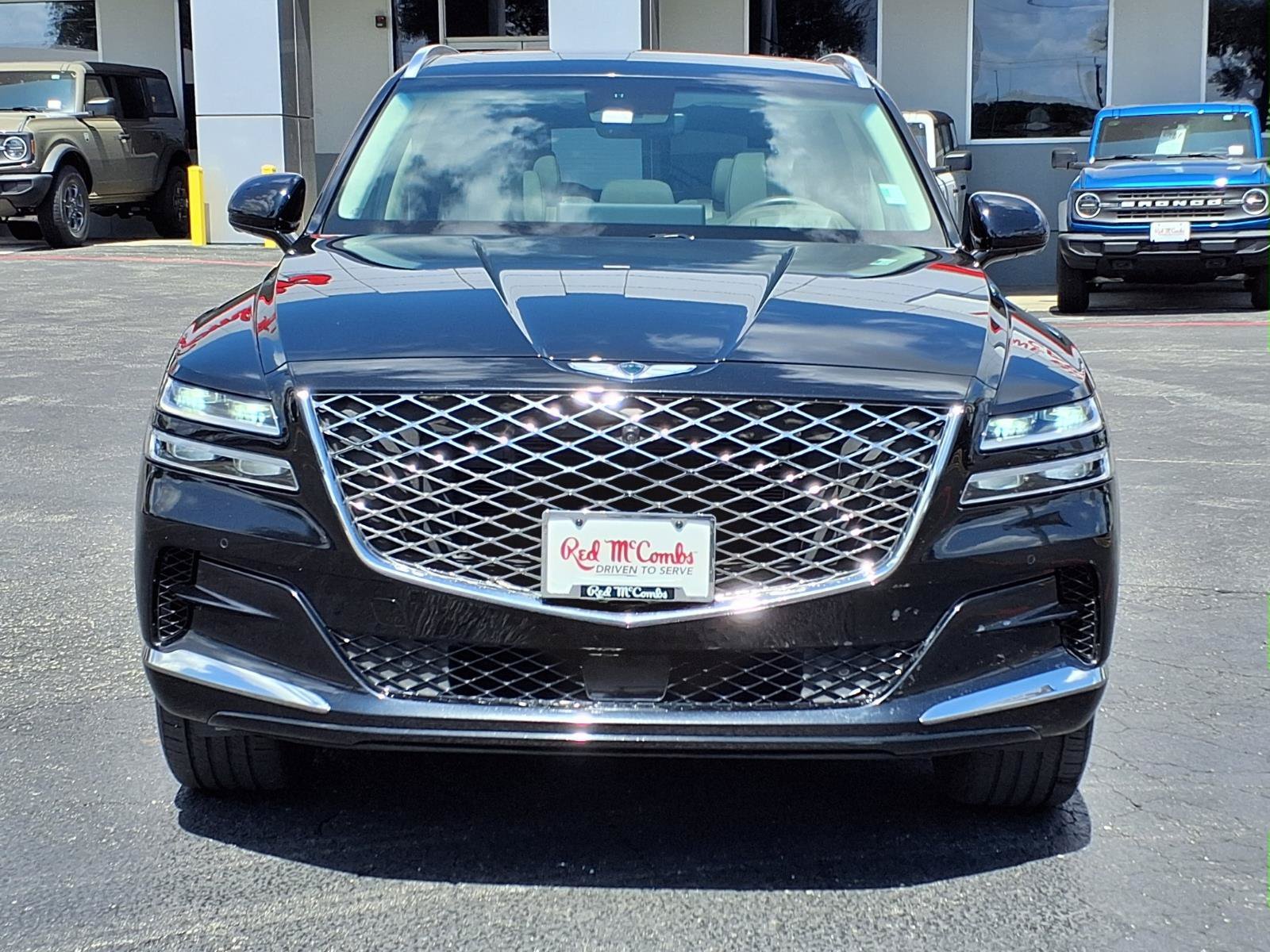 Used 2024 Vik Black Genesis 3.5T AWD 7P image 2