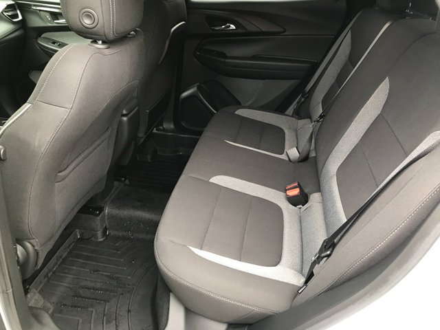 Used 2024 Summit White Chevrolet LT image 26