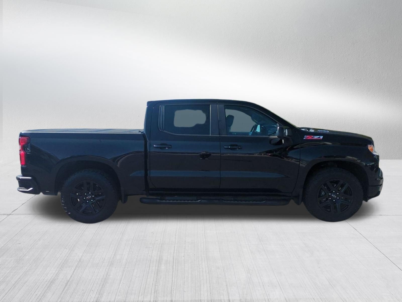 2022 Chevrolet Silverado 1500 RST - Photo 6
