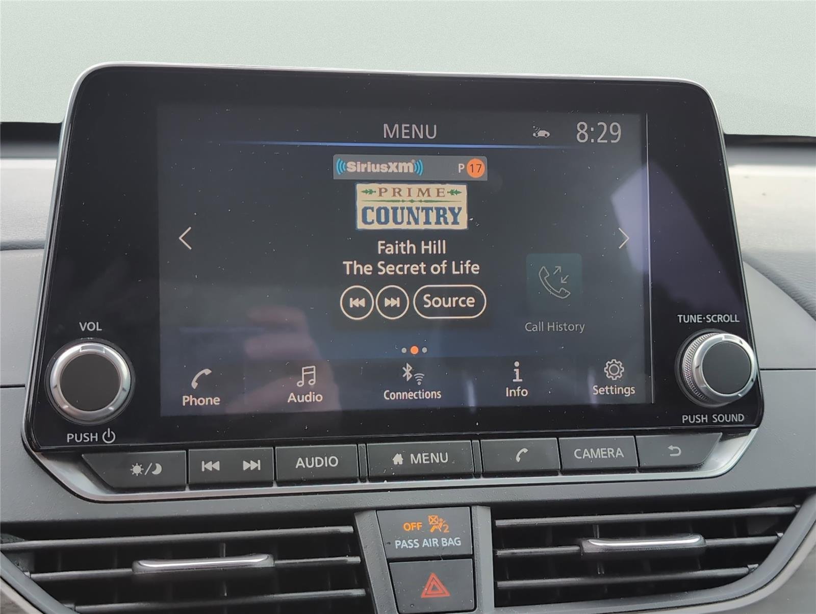 2025 Nissan Altima SV - Photo 19