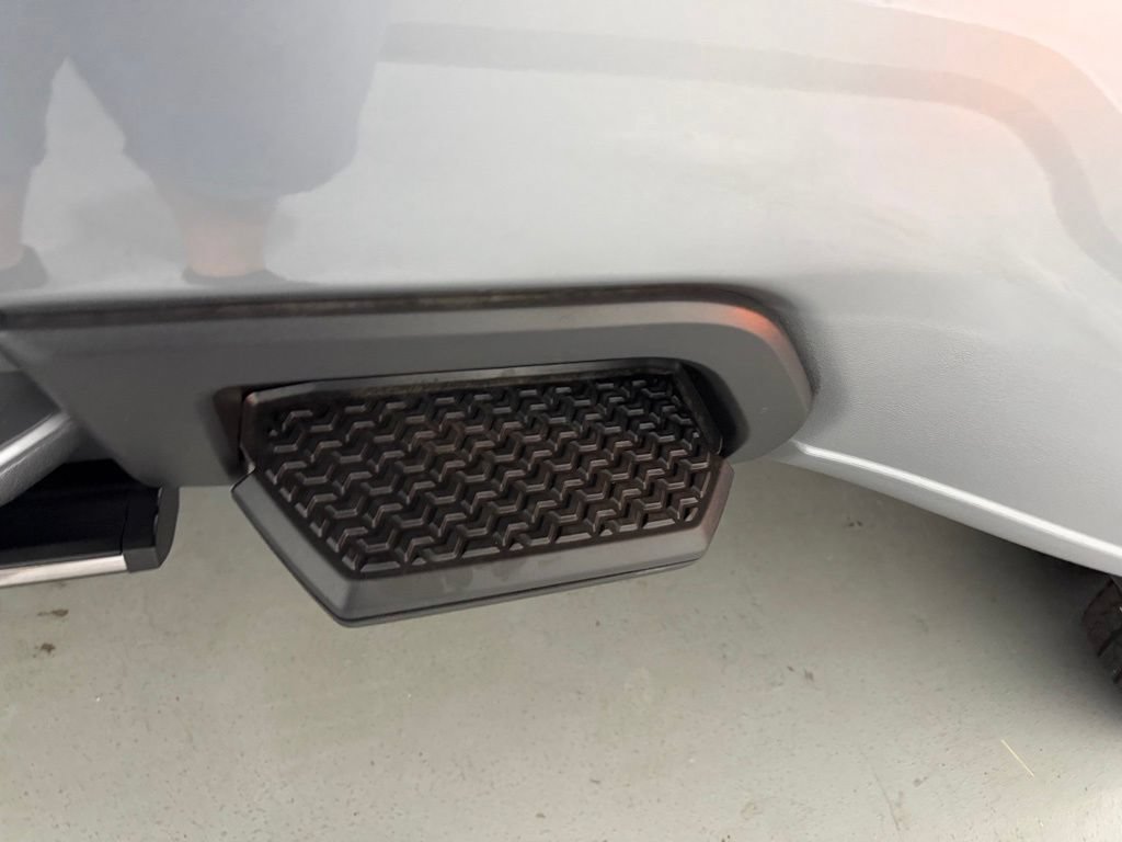 New 2026 Sterling Metallic GMC Denali Ultimate DRW image 41