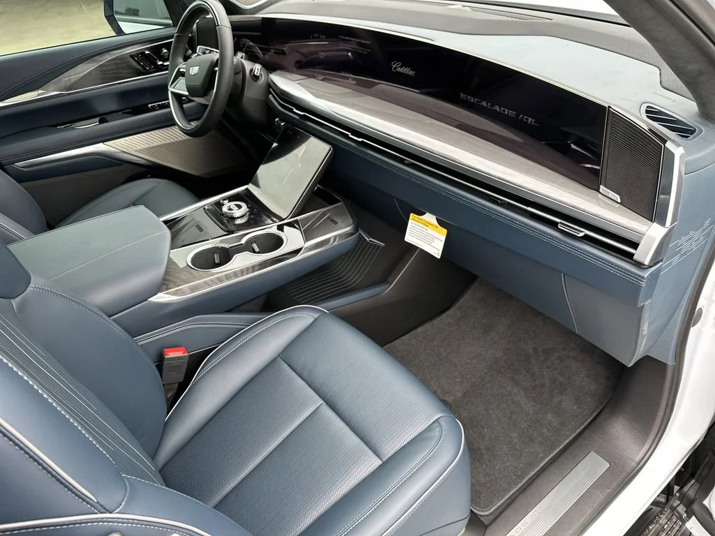 2026 Cadillac Escalade IQL Premium Sport - Photo 38