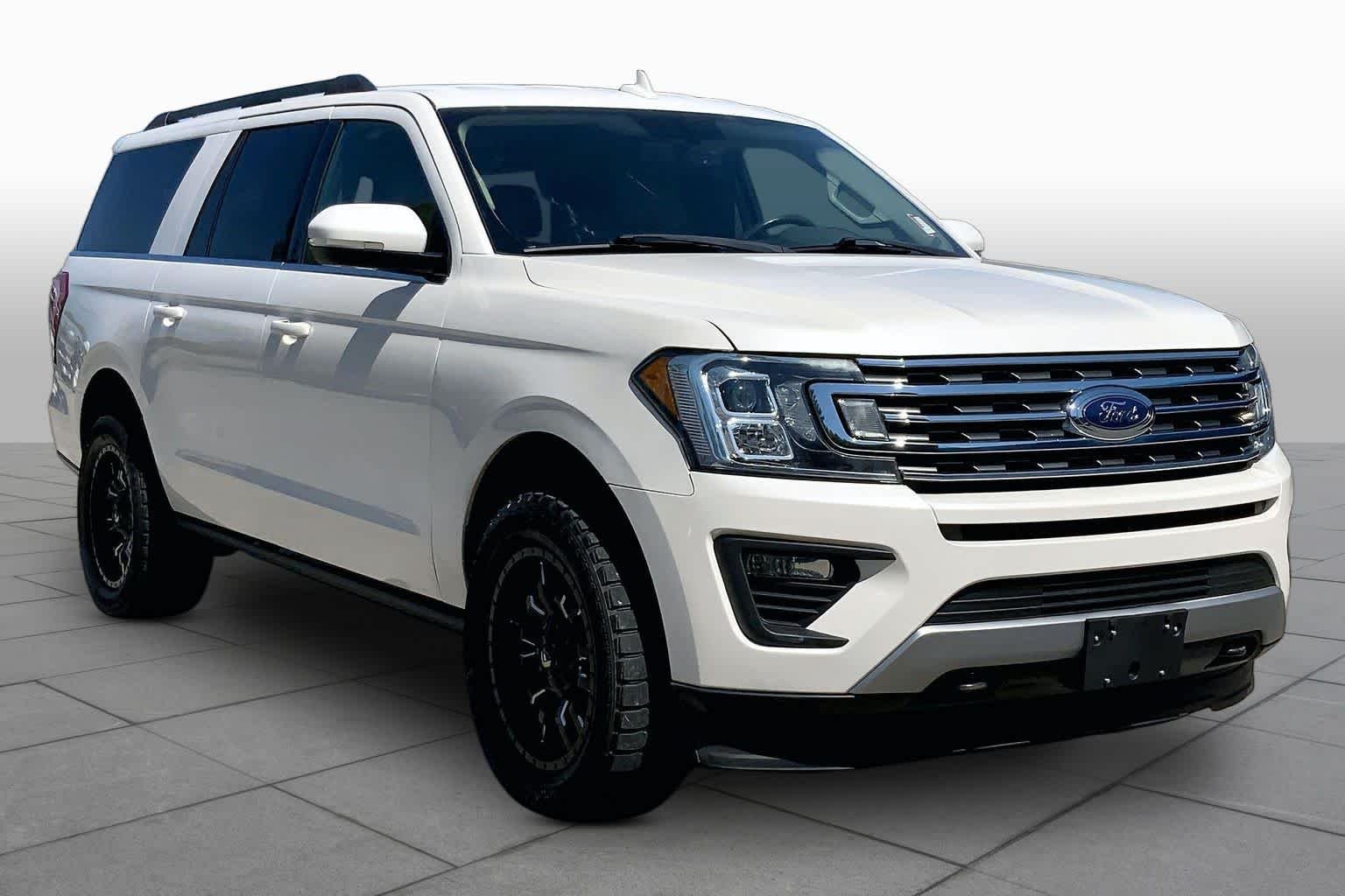 Used 2018 White Platinum Metallic Tri-Coat Ford XLT image 3