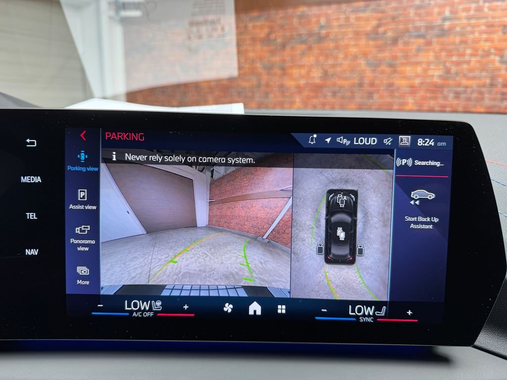 2025 BMW 2 Series M235 - Photo 20