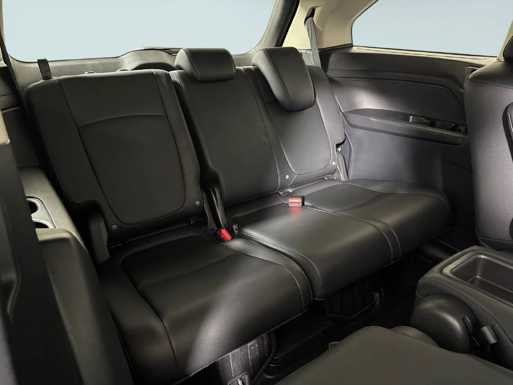 Used 2025 Black Honda EX-L image 17