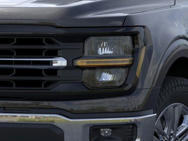 New 2026 Agate Black Metallic Ford XLT image 18