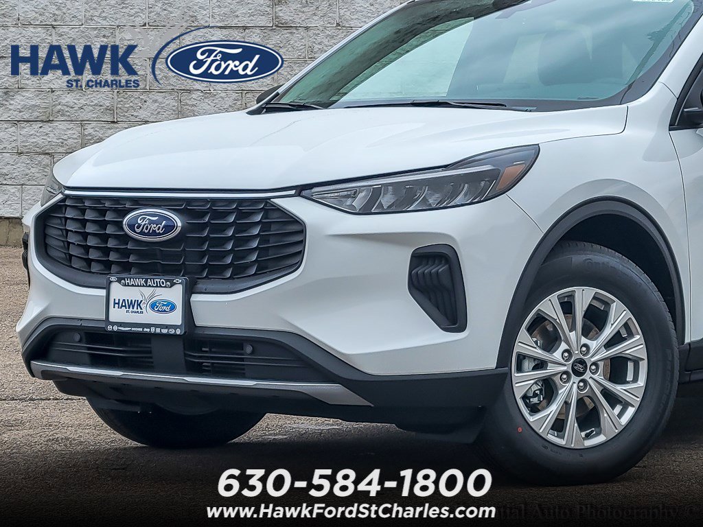 New 2026 Oxford White Ford Active® image 2