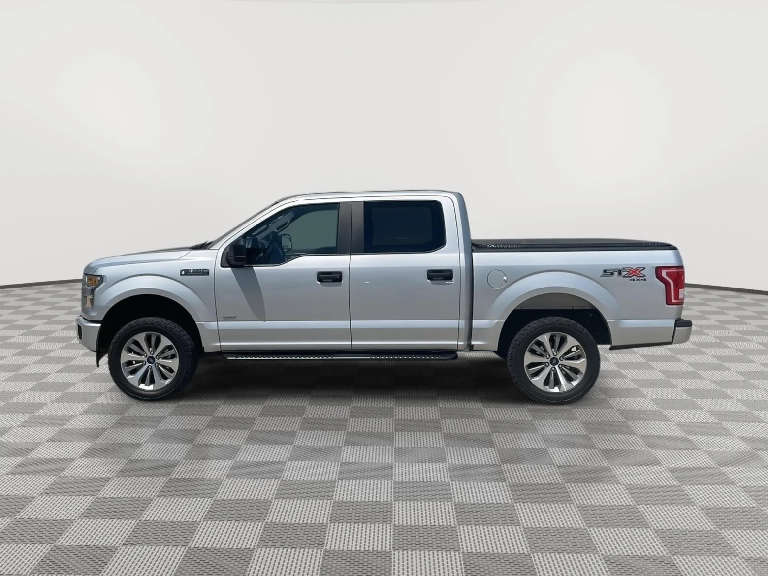 2017 Ford F-150 XL - Photo 6