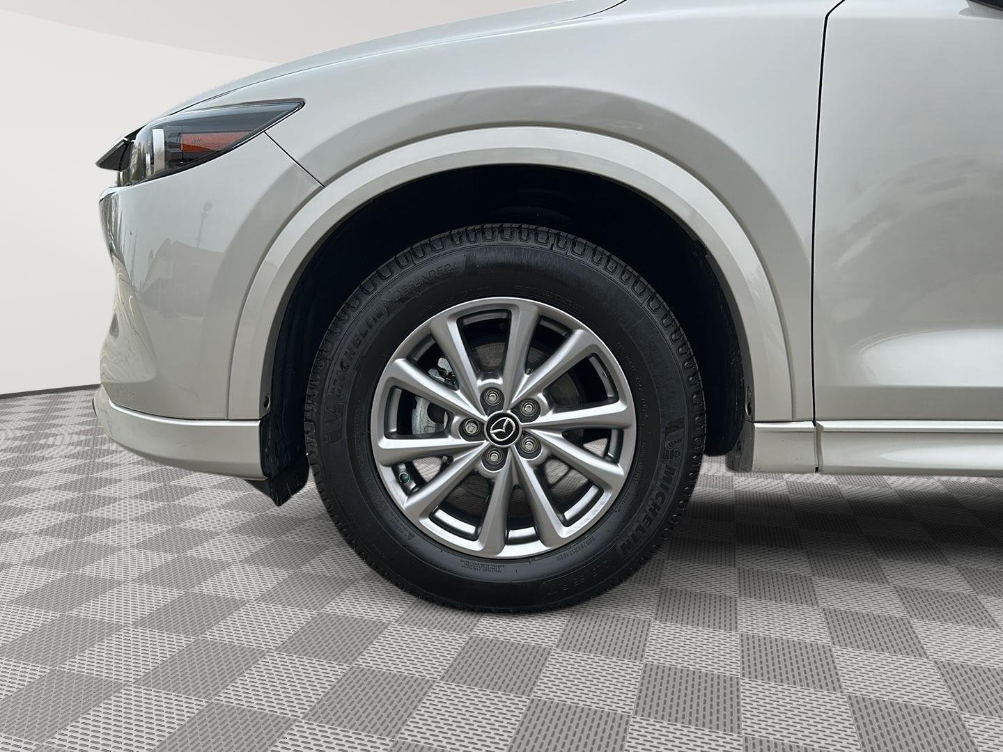 Used 2024 Platinum Quartz Metallic Mazda 2.5 S Preferred Package image 9