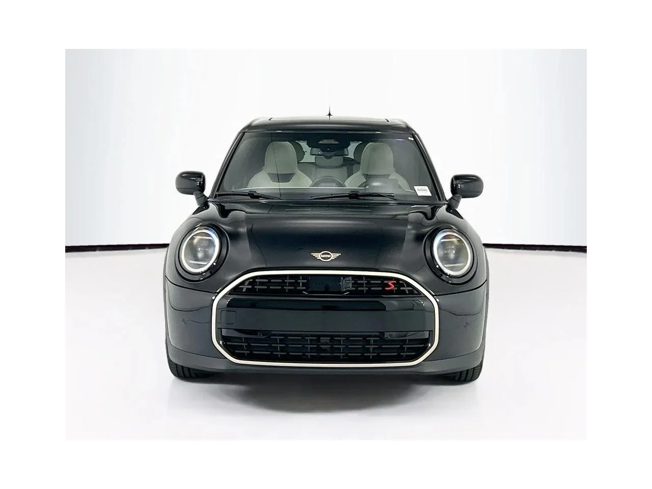 New 2026 Midnight Black II Metallic MINI SIGNATURE PLUS image 2