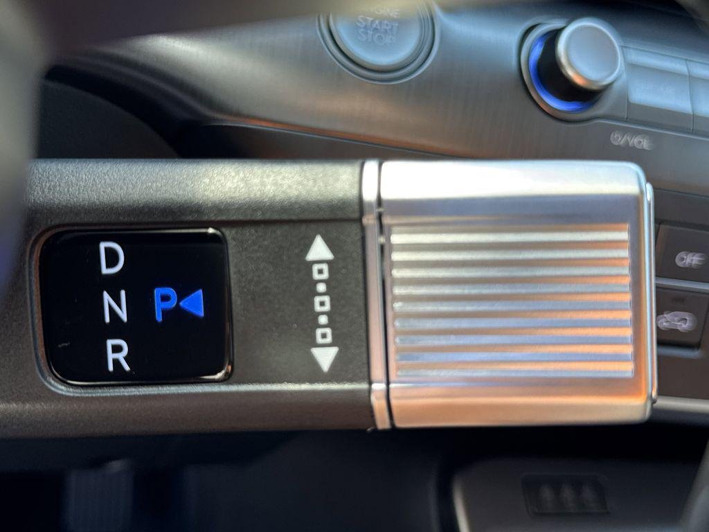 New 2026 White Hyundai SEL Premium AWD image 30