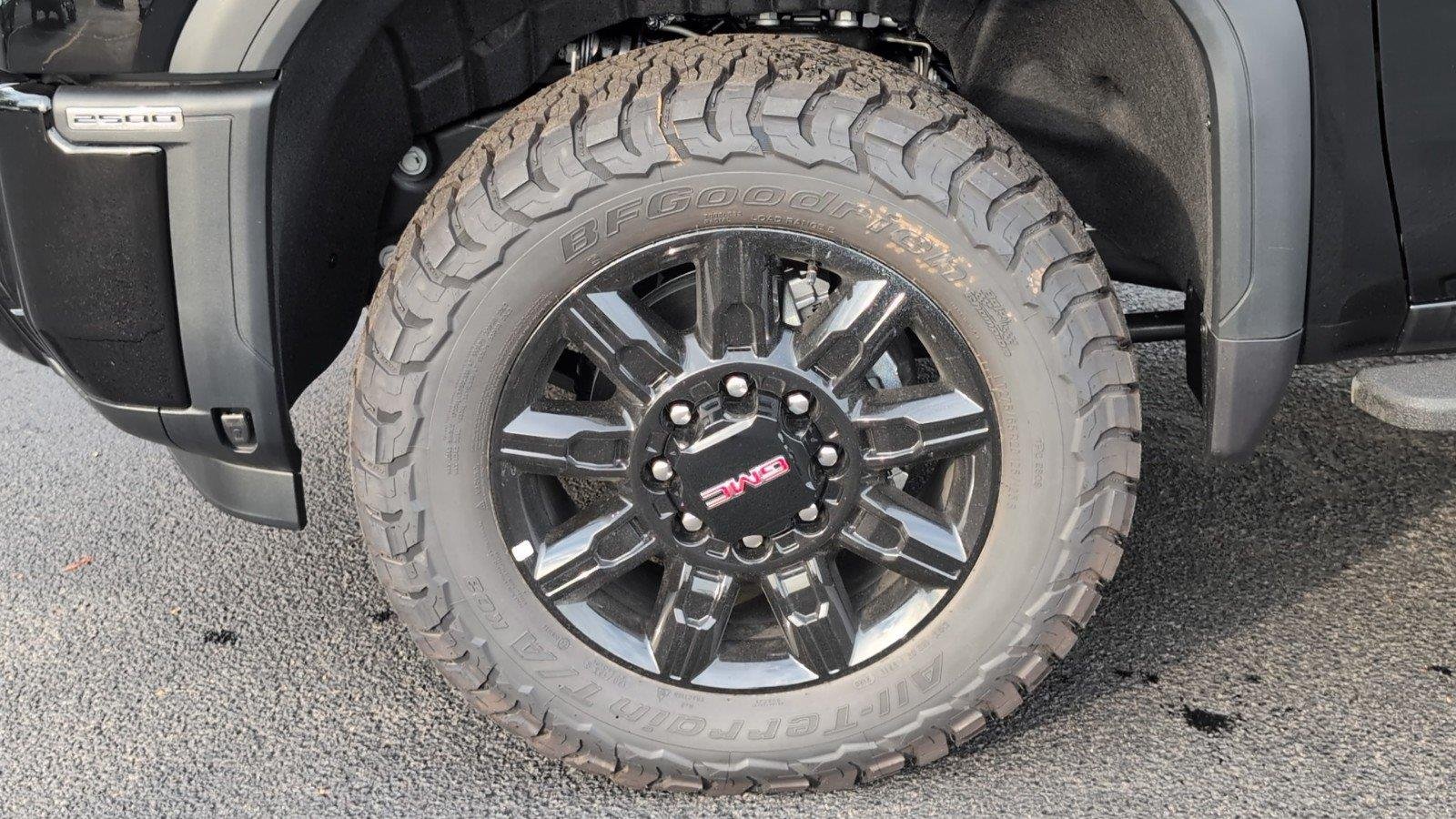 New 2026 Onyx Black GMC AT4 image 11