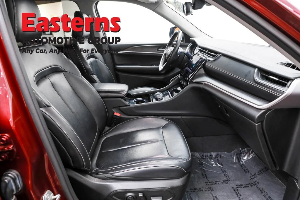 Used 2021 Red Jeep Limited image 24