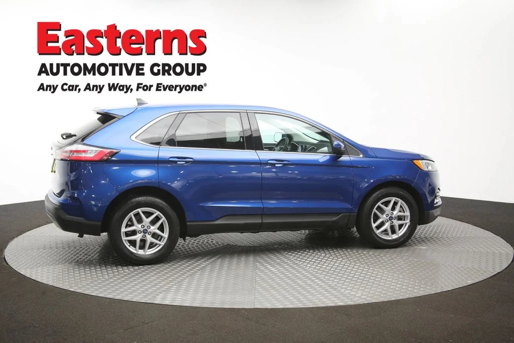 Used 2021 Blue Ford SEL image 42