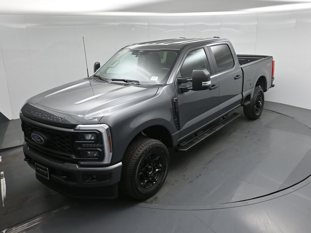 New 2026 Carbonized Gray Metallic Ford XL image 30