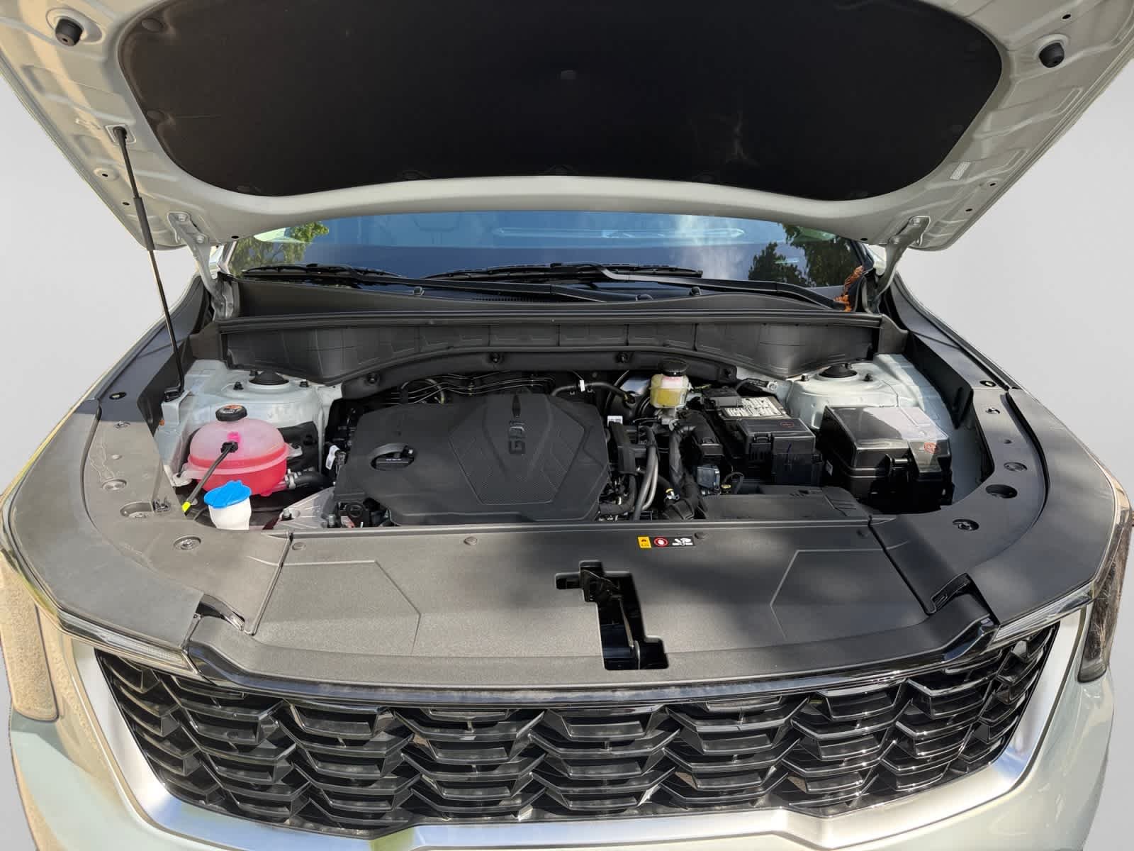 New 2026 Ivory Silver Kia S image 24