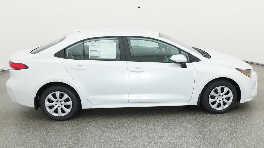 New 2026 Wind Chill Pearl Toyota LE image 15