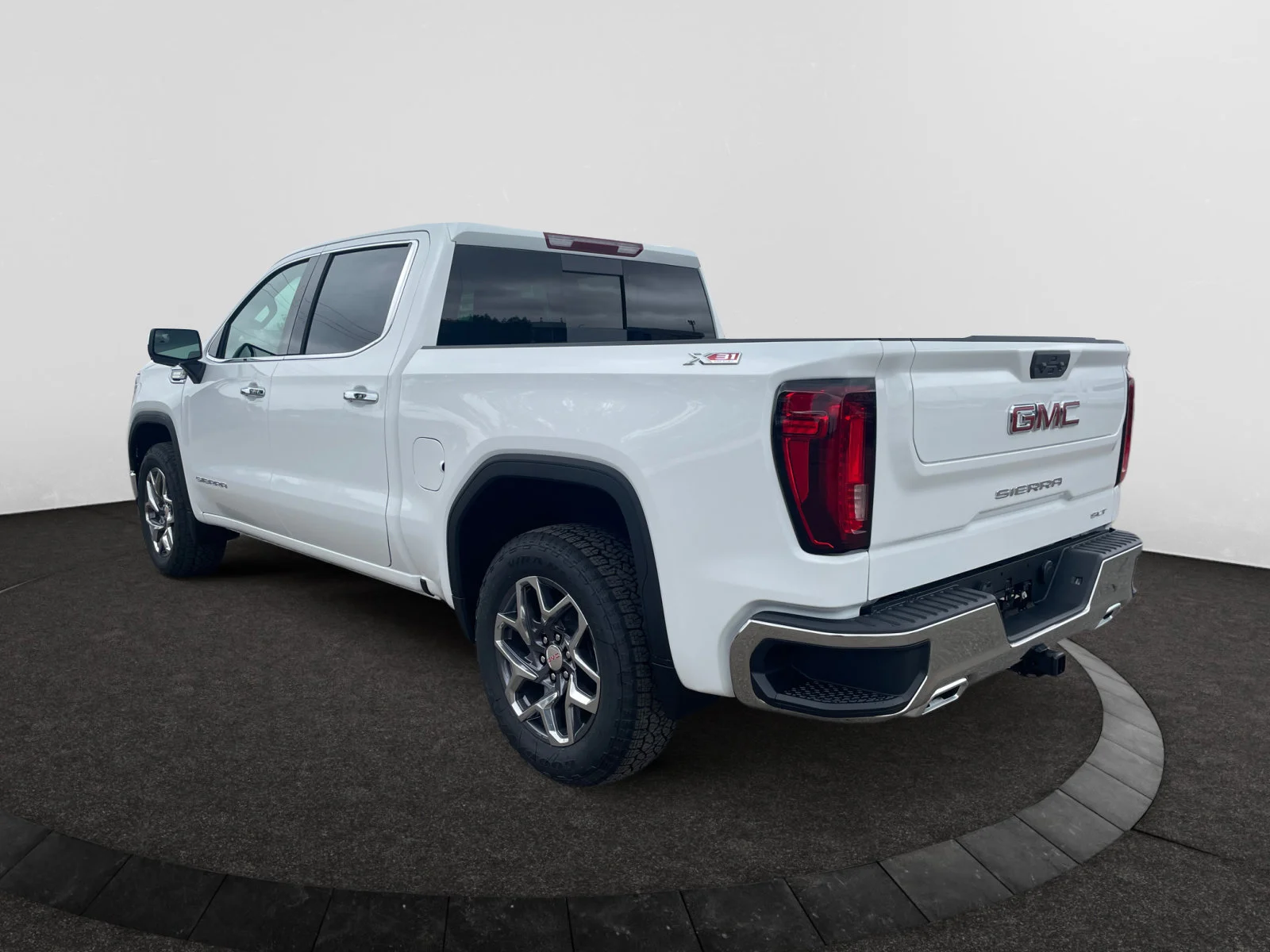 New 2026 Summit White GMC SLT image 3