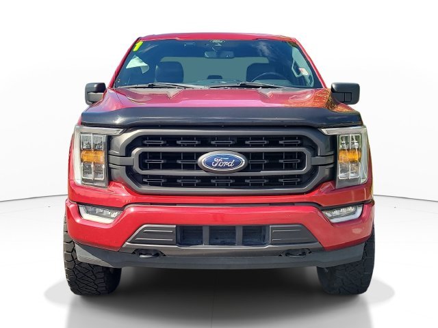 Used 2021 Red Ford XLT image 1