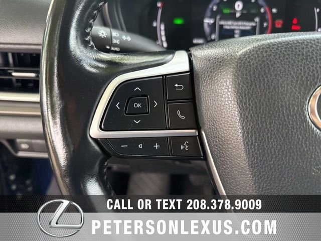 Used 2024  Toyota XLE image 24