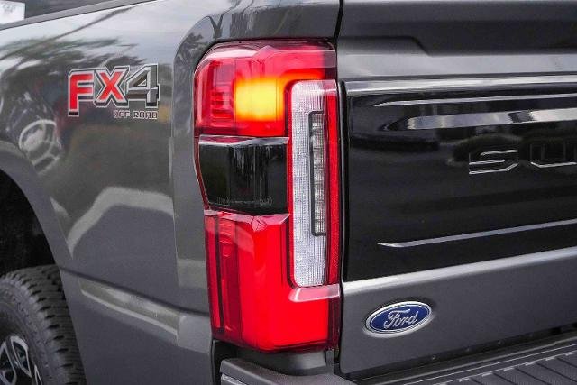 2026 Ford F-250 Super Duty Platinum - Photo 35