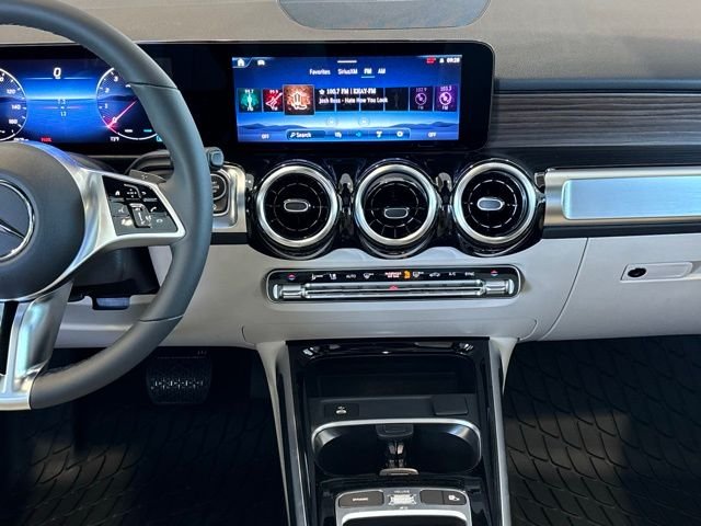 New 2026 Night Black Mercedes-Benz GLB 250 image 24