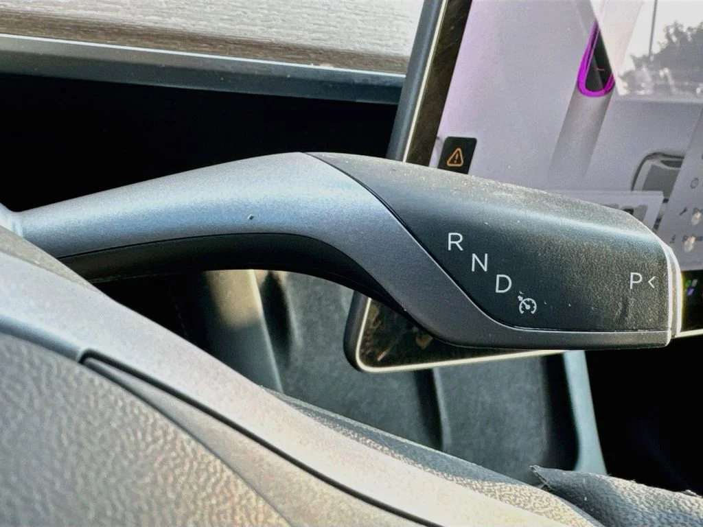 Used 2021 White Tesla Long Range image 16