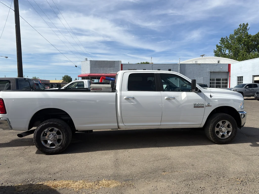 Used 2018 Bright White Clearcoat Ram Big Horn image 1