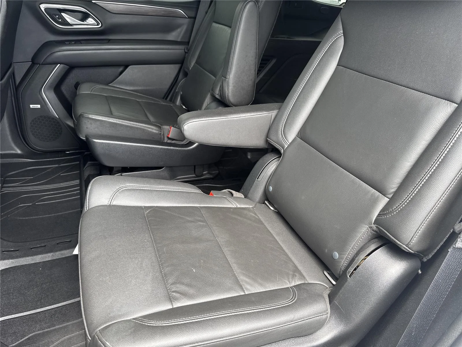 Used 2021 SUMMIT WHITE Chevrolet LT image 33