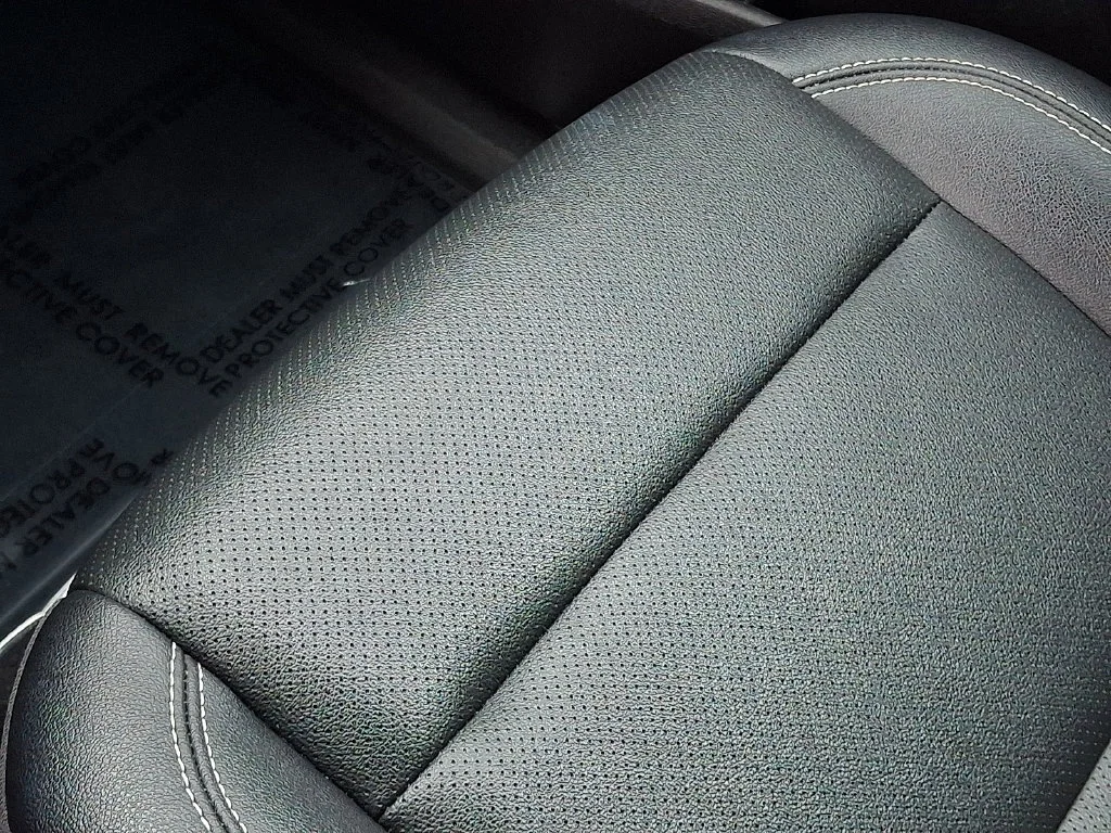 Used 2025 Blue Chevrolet LT image 27