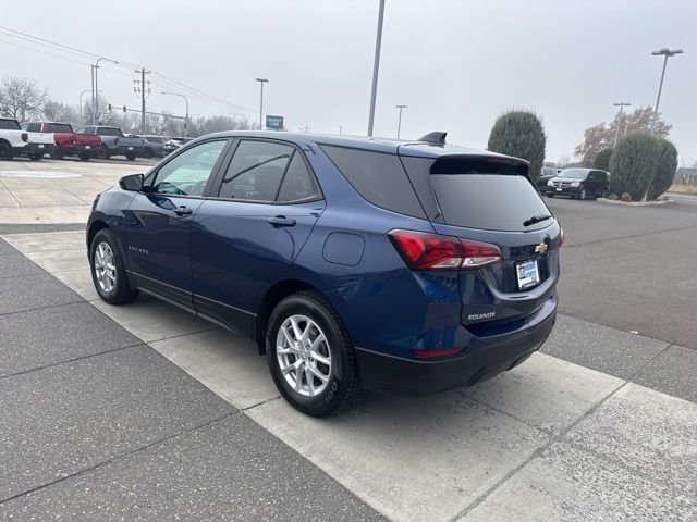 2022 Chevrolet Equinox LS - Photo 7