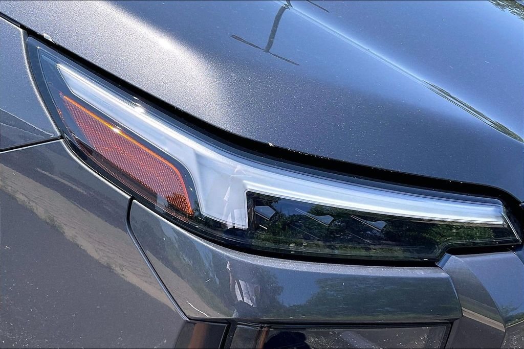 Used 2026 Gray Subaru Premium image 29