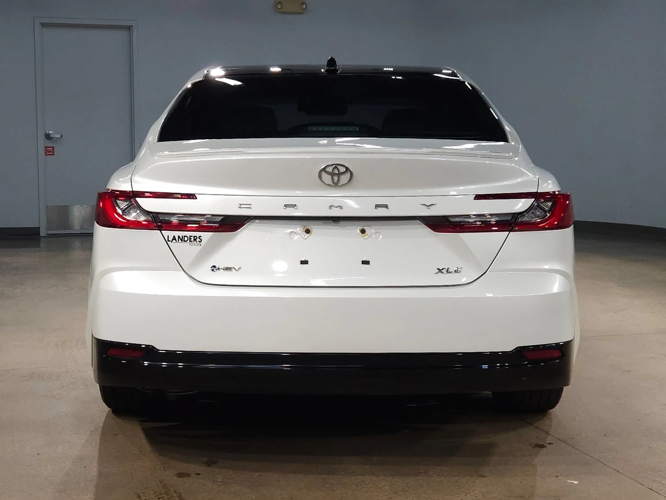 Certified Used 2025 Wind Chill Pearl Toyota XLE image 6