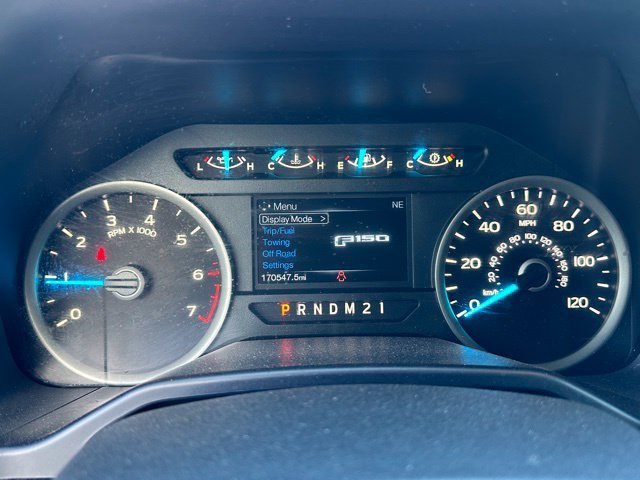 Used 2016 Blue Ford XLT image 15