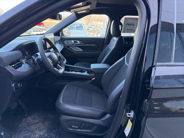 New 2026 Agate Black Metallic Ford ST image 13