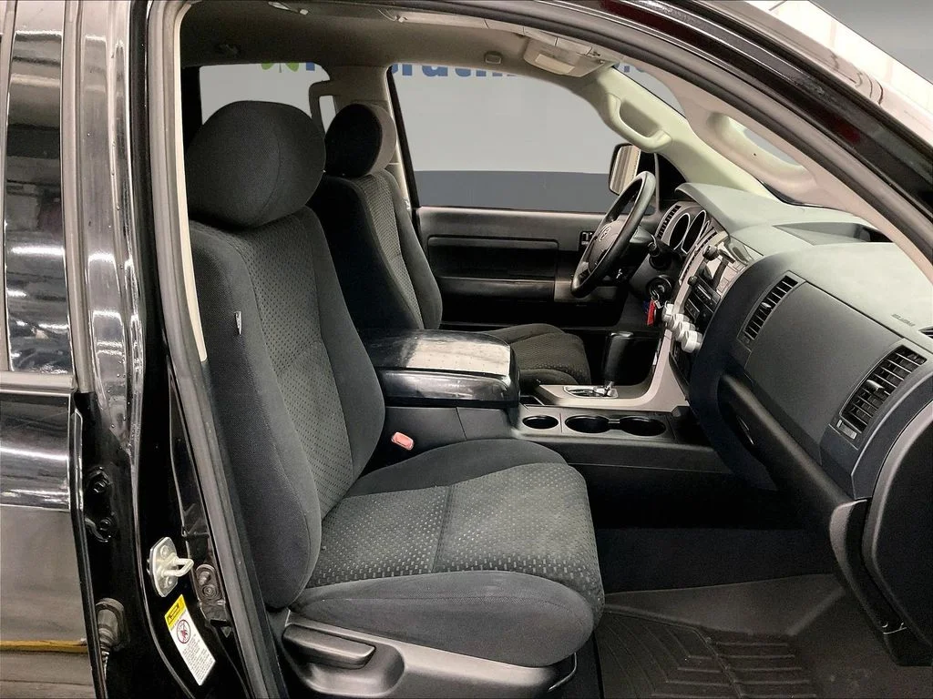 Used 2012 Black Toyota Grade image 10