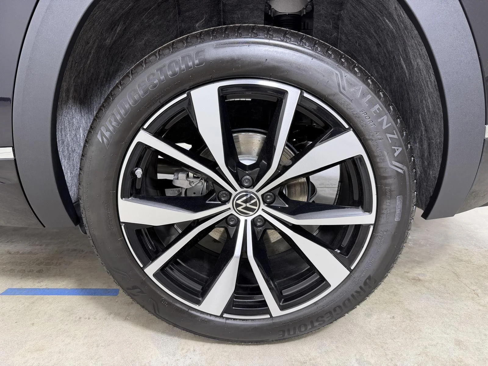 New 2026 Deep Black Pearl Volkswagen 2.0T SEL Premium R-Line image 21