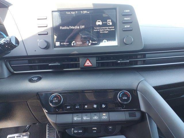 New 2026 White Hyundai SEL Sport image 19