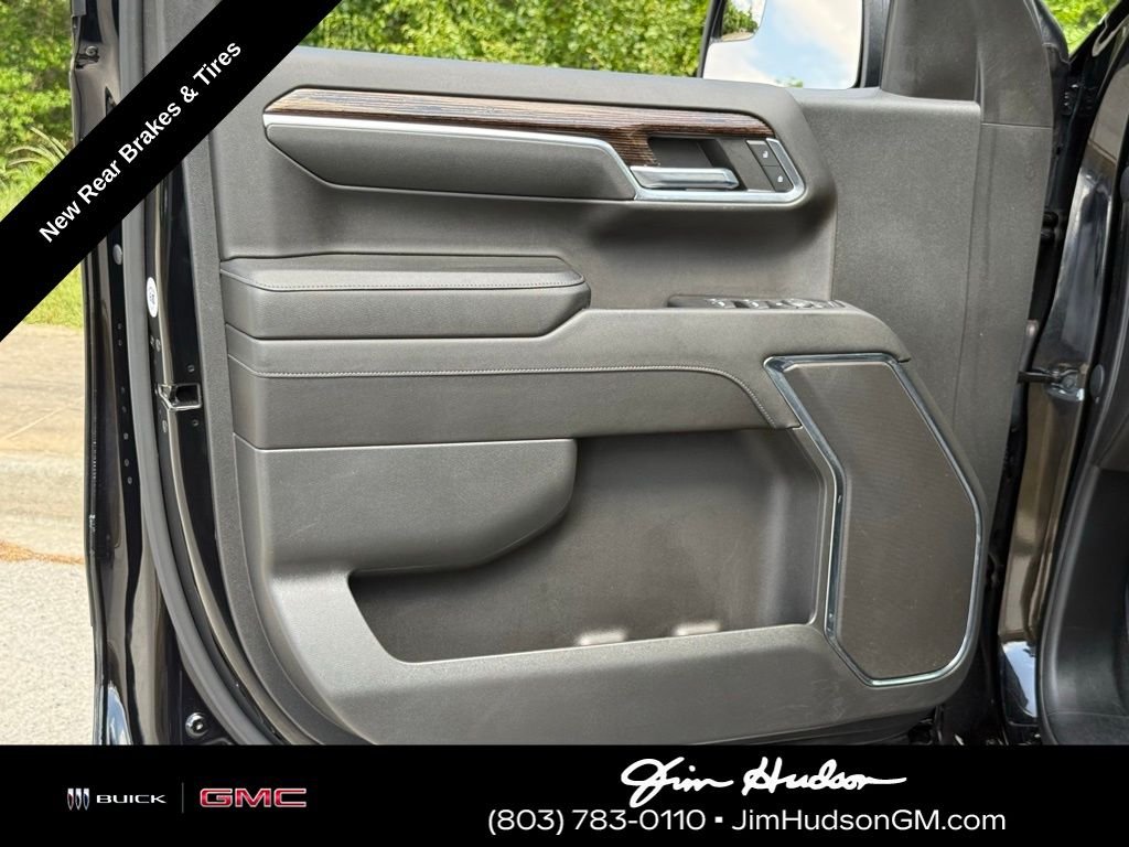 Used 2023 Black GMC Elevation image 19
