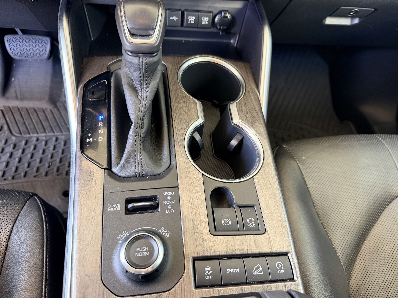 2020 Toyota Highlander Limited - Photo 13