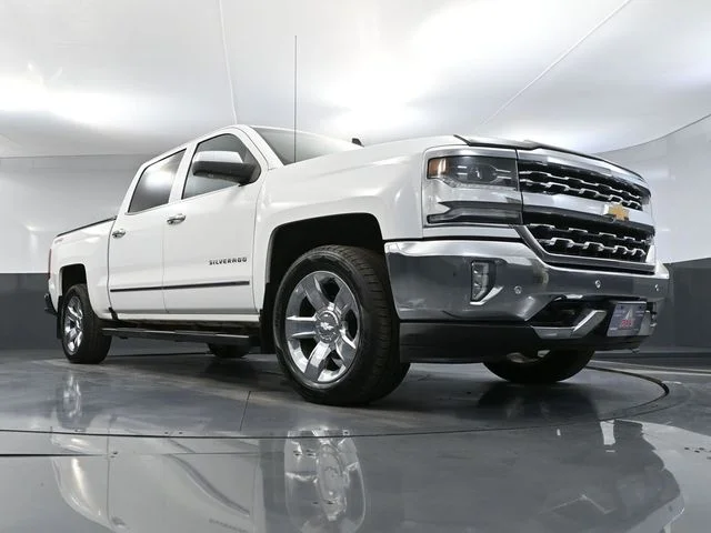 Used 2017 White Chevrolet LTZ image 54