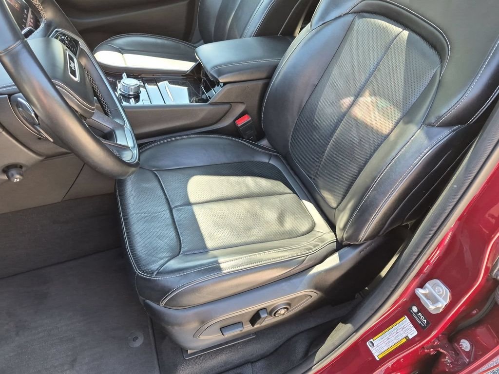 Used 2021 Red Jeep Overland image 29