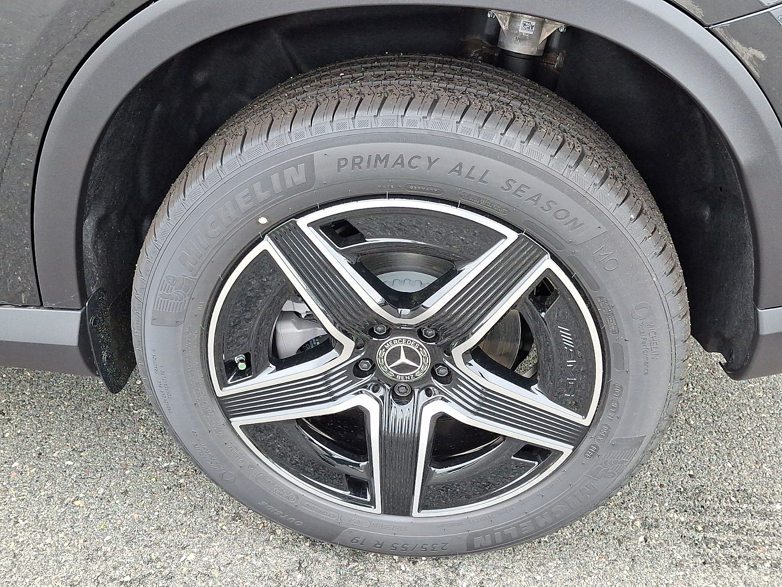 New 2026 Graphite Grey Metallic Mercedes-Benz GLC 300 image 5
