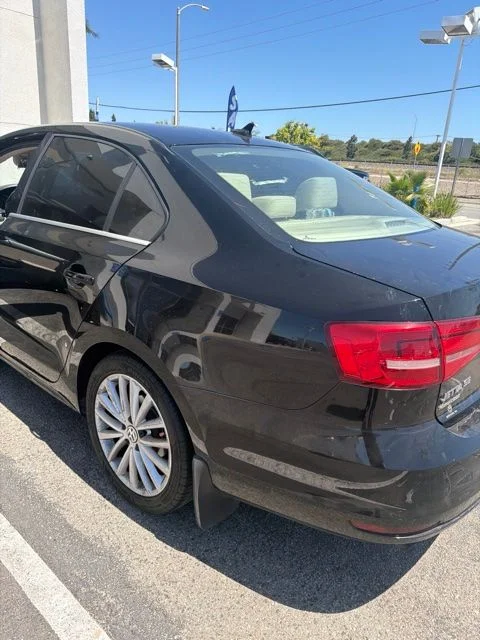 Used 2015 Black Volkswagen 1.8T SE image 14