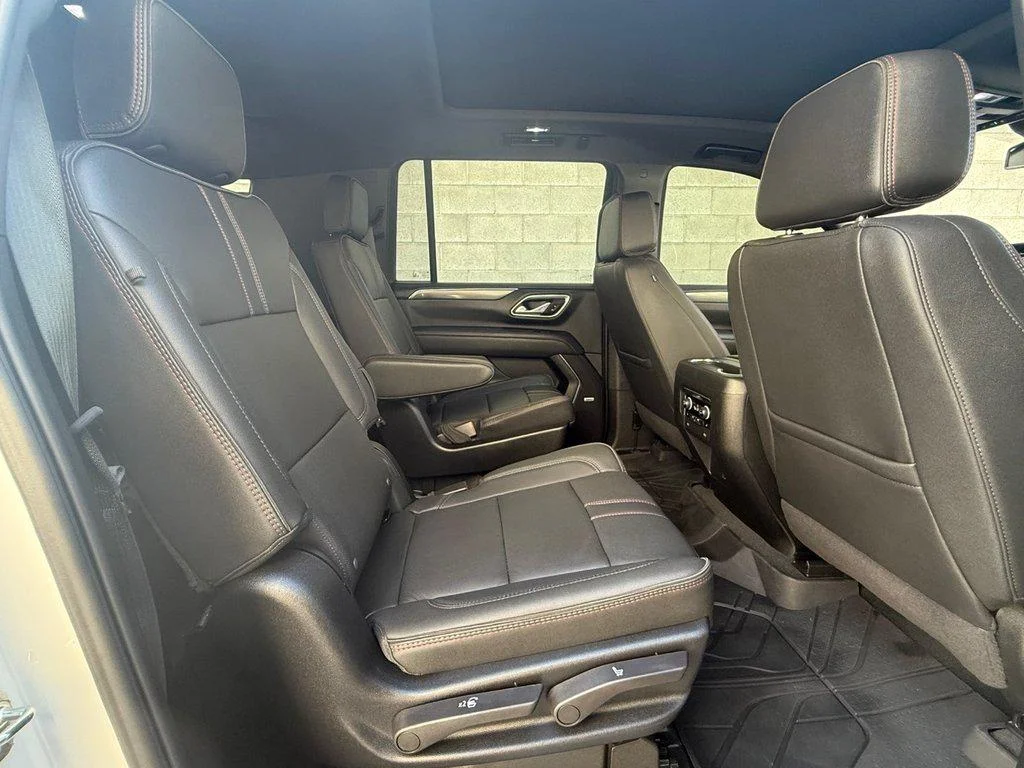 2024 Chevrolet Suburban RST - Photo 20