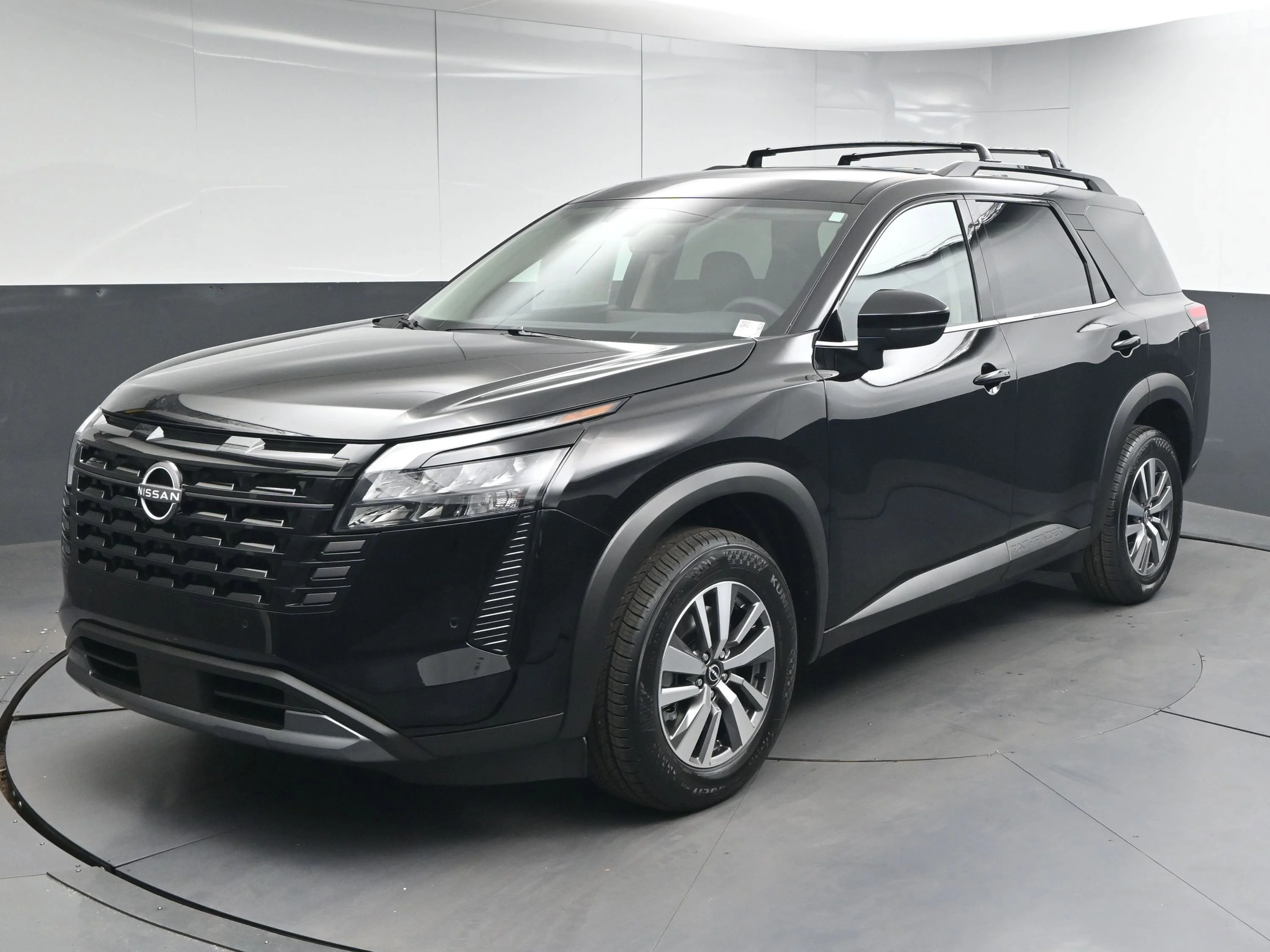 New 2026 Super Black Nissan SL image 3