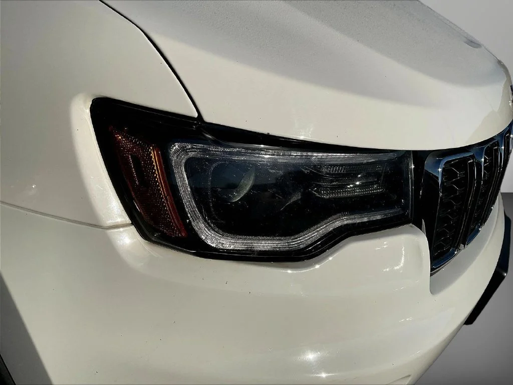 Used 2021 Bright White Clearcoat Jeep Limited image 33